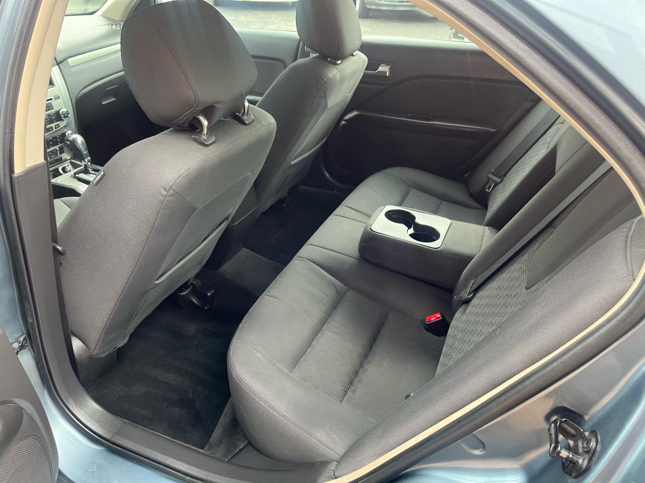 Ford Fusion SE 2012