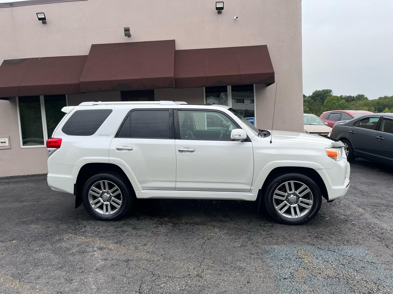 Toyota 4Runner Limited 4D SUV 4X4 V6 2010