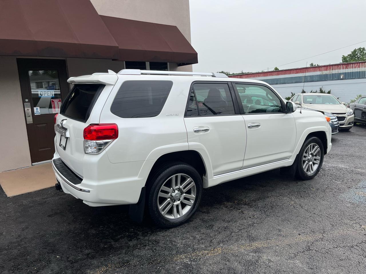 Toyota 4Runner Limited 4D SUV 4X4 V6 2010