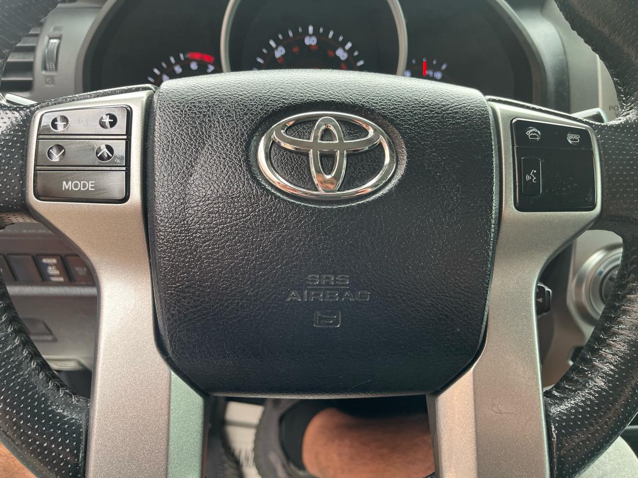 Toyota 4Runner Limited 4D SUV 4X4 V6 2010