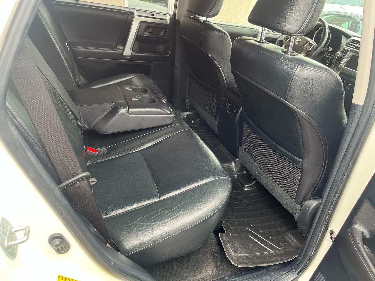Toyota 4Runner Limited 4D SUV 4X4 V6 2010