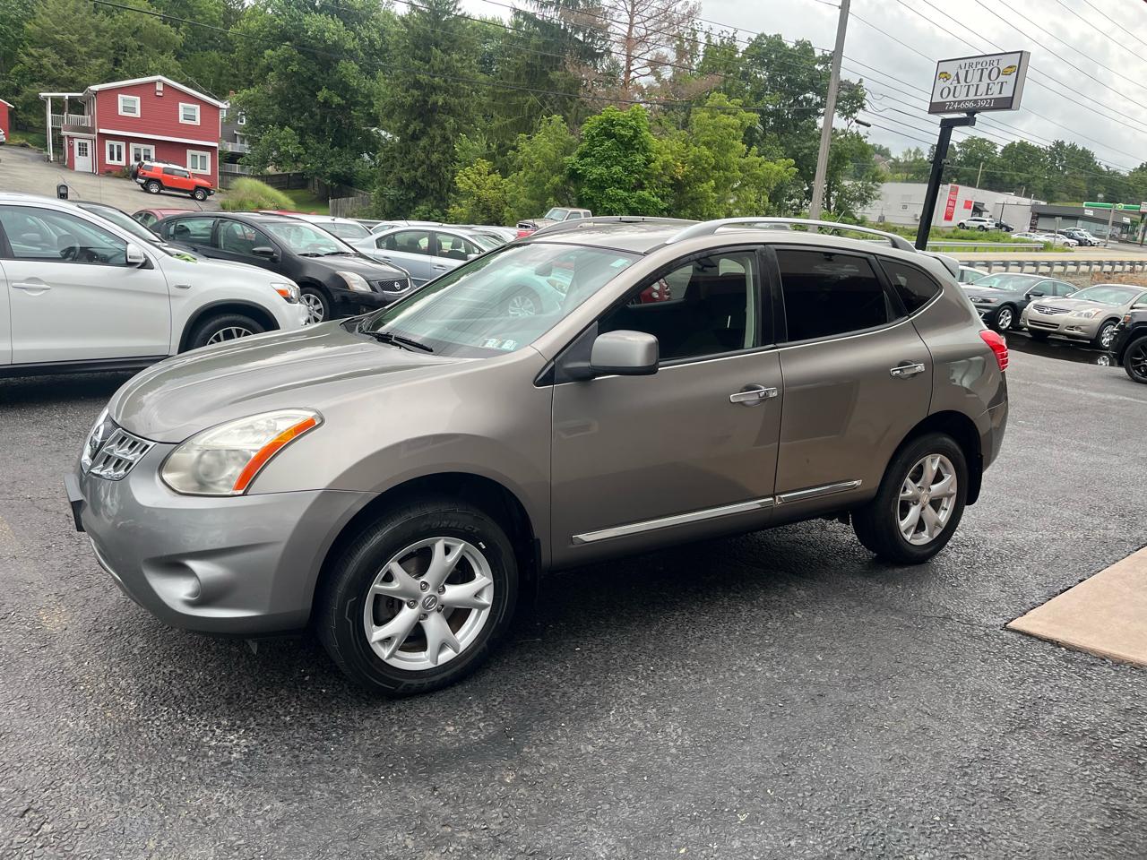 Nissan Rogue SV AWD 2011