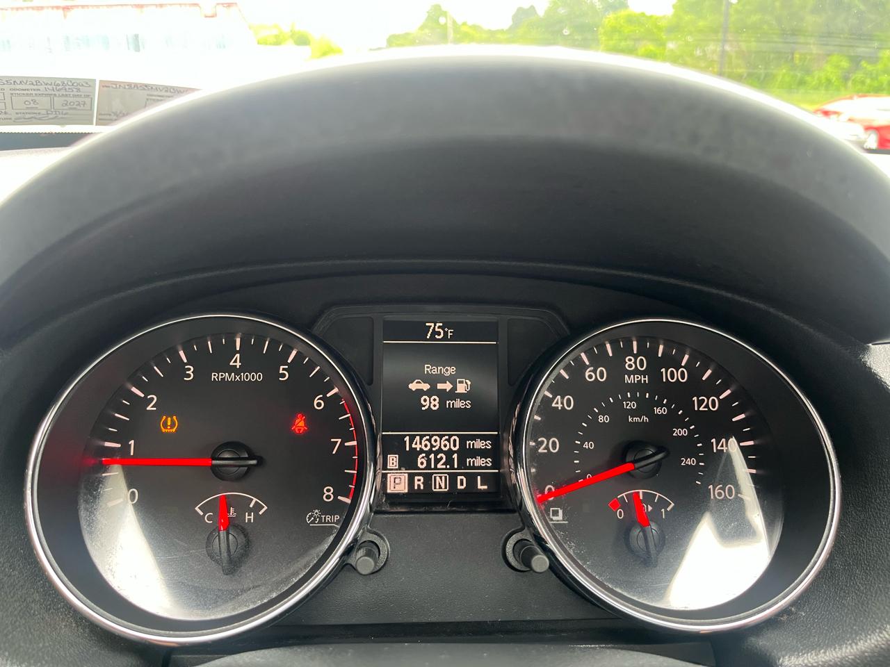 Nissan Rogue SV AWD 2011