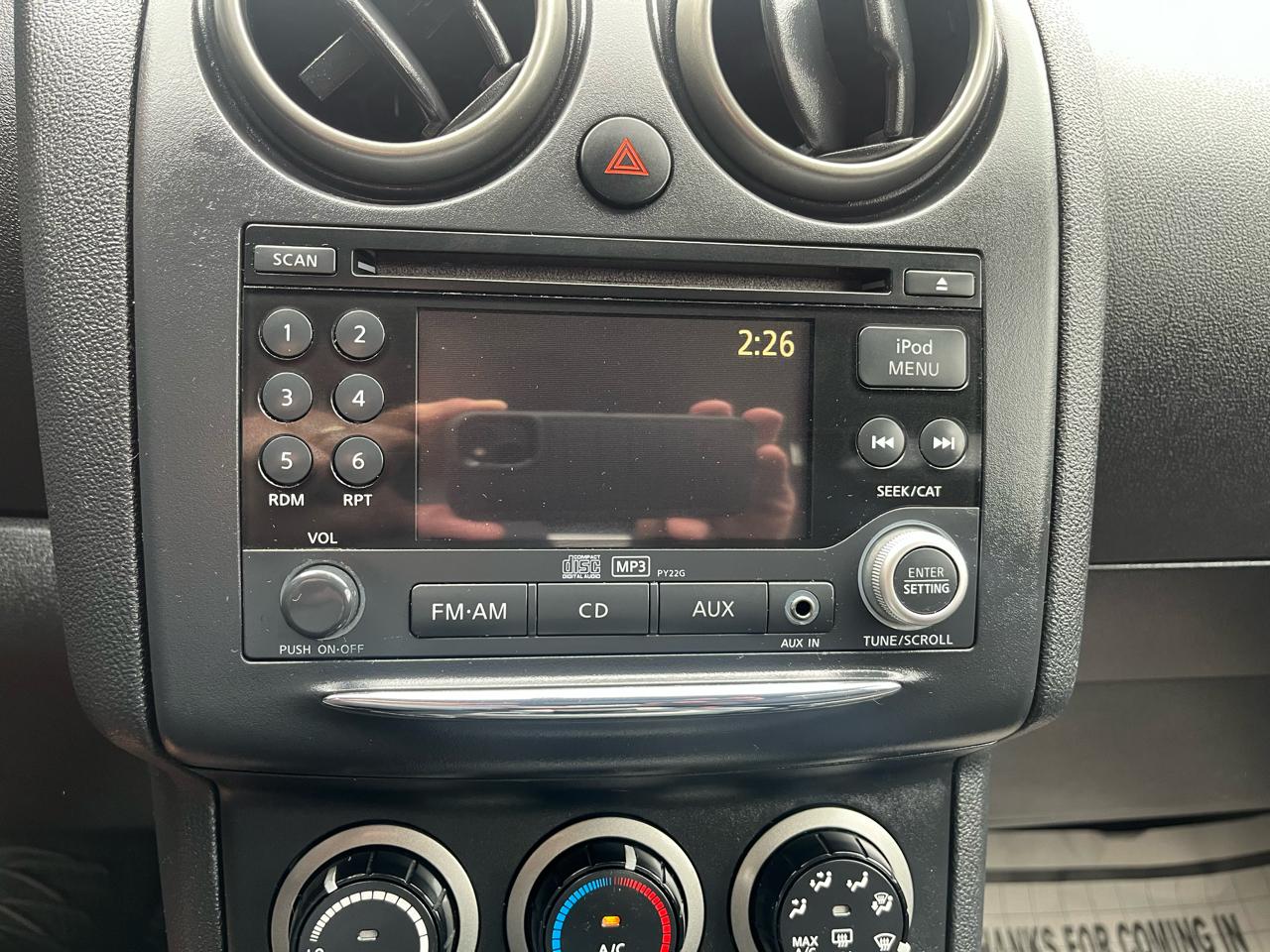 Nissan Rogue SV AWD 2011