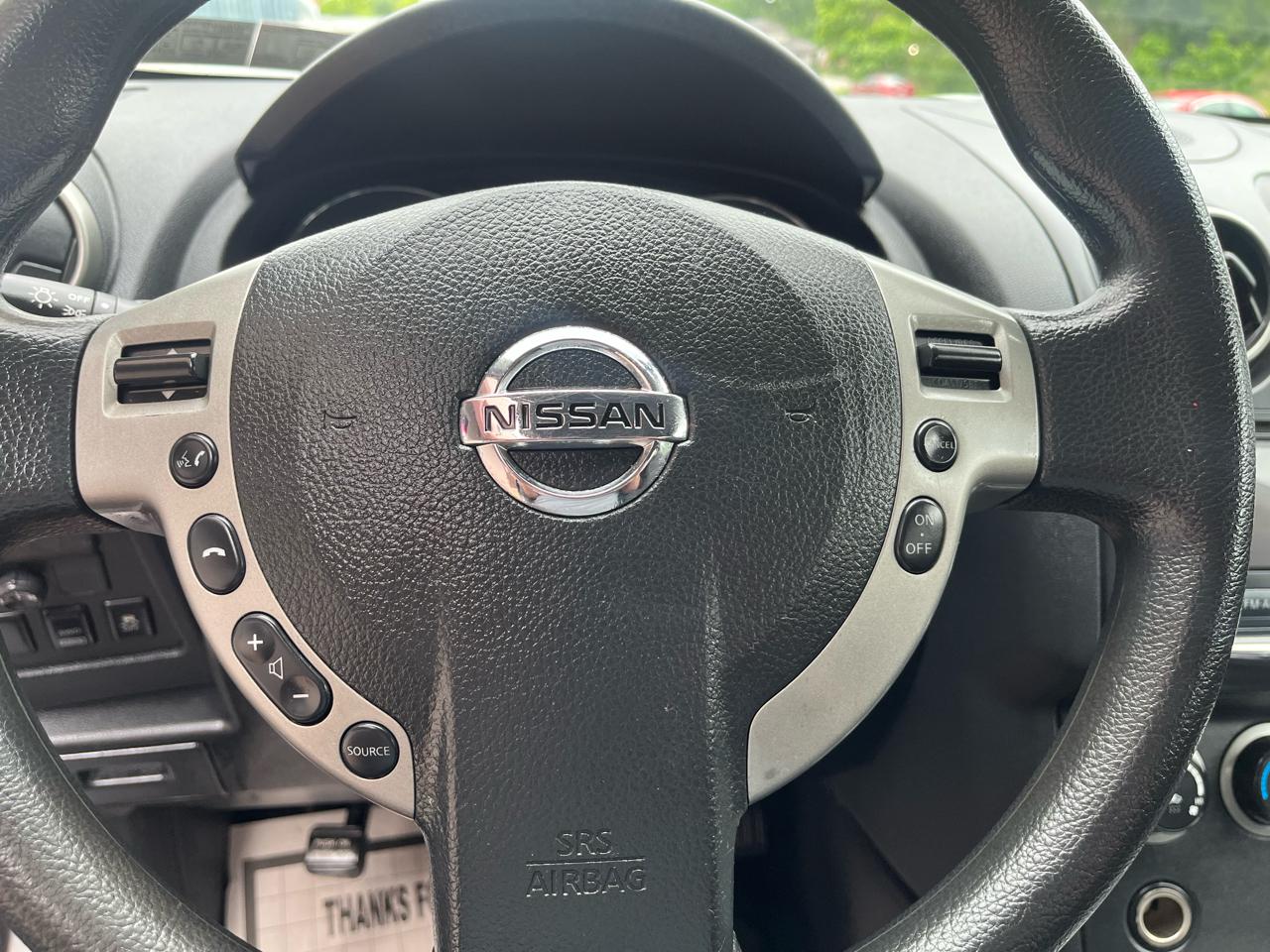 Nissan Rogue SV AWD 2011