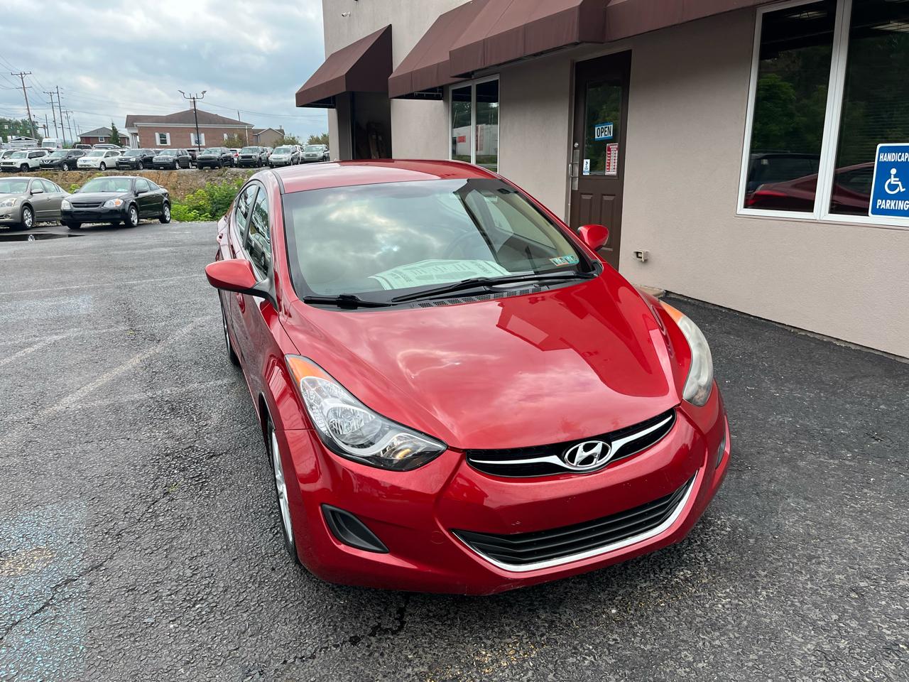 Hyundai Elantra GLS Auto 2011