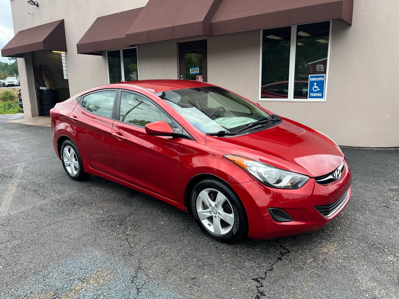 Hyundai Elantra GLS Auto 2011