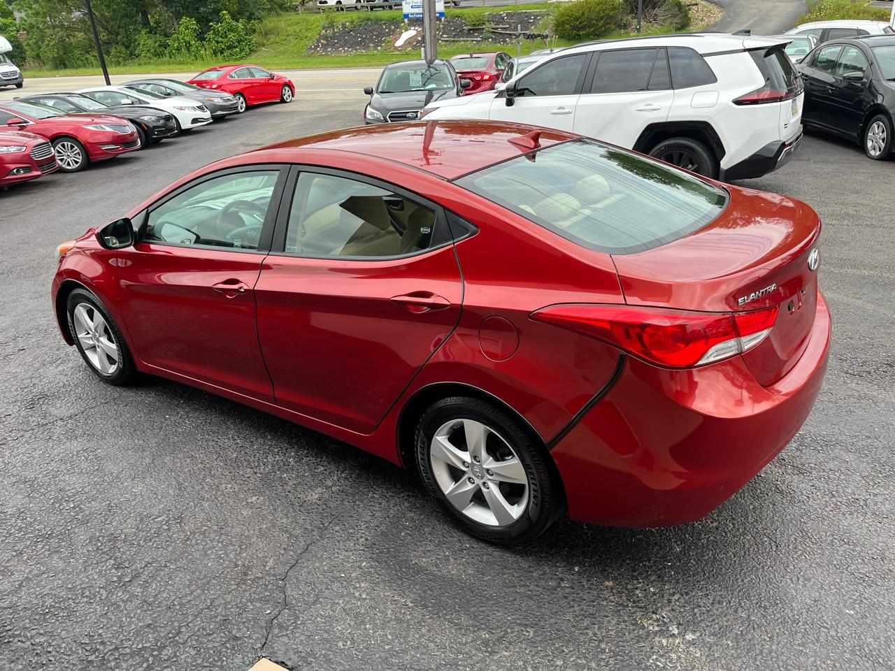 Hyundai Elantra GLS Auto 2011