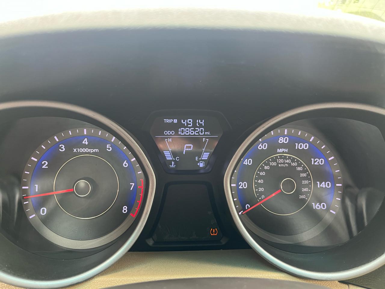 Hyundai Elantra GLS Auto 2011
