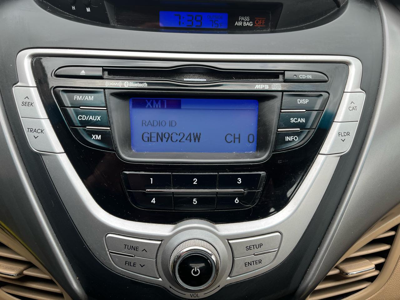 Hyundai Elantra GLS Auto 2011