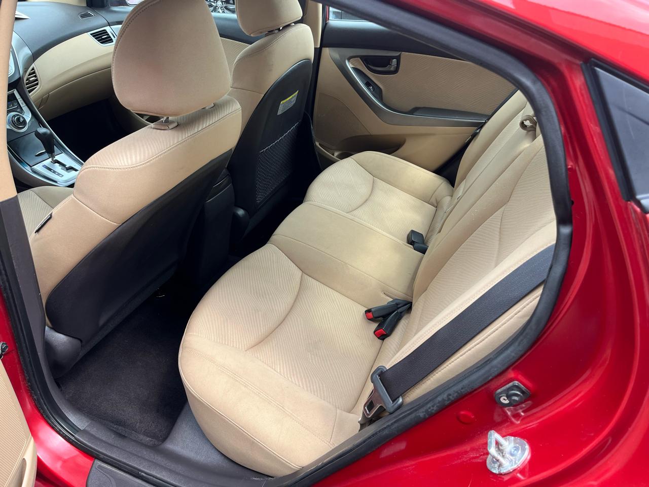 Hyundai Elantra GLS Auto 2011