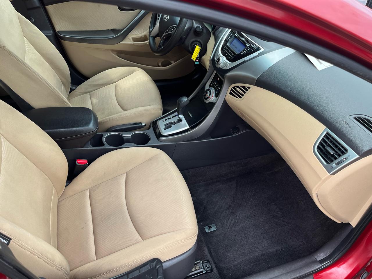 Hyundai Elantra GLS Auto 2011