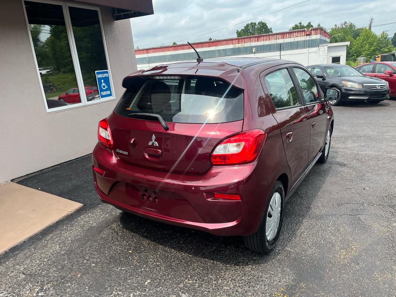 Mitsubishi Mirage ES 5M 2020