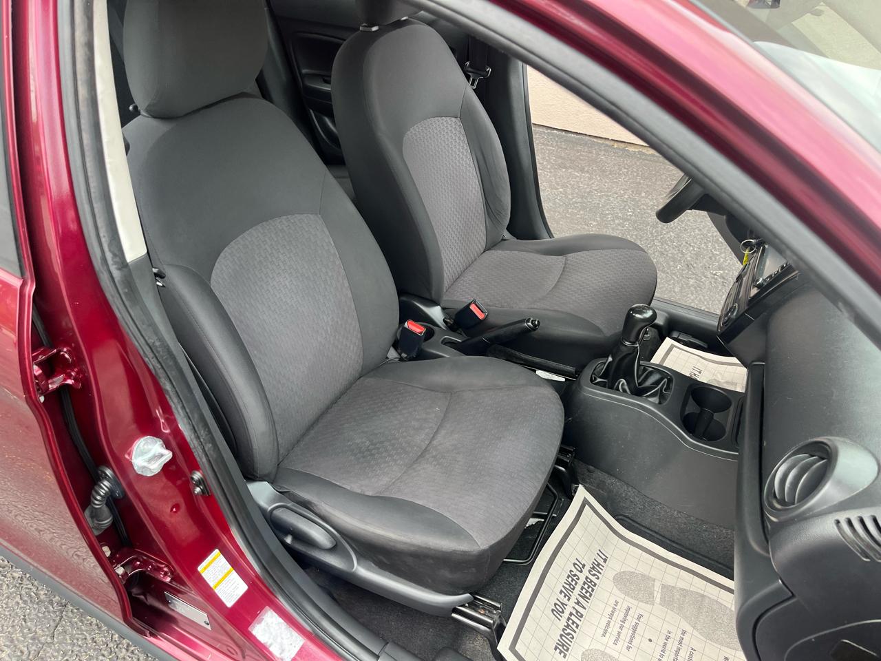 Mitsubishi Mirage ES 5M 2020