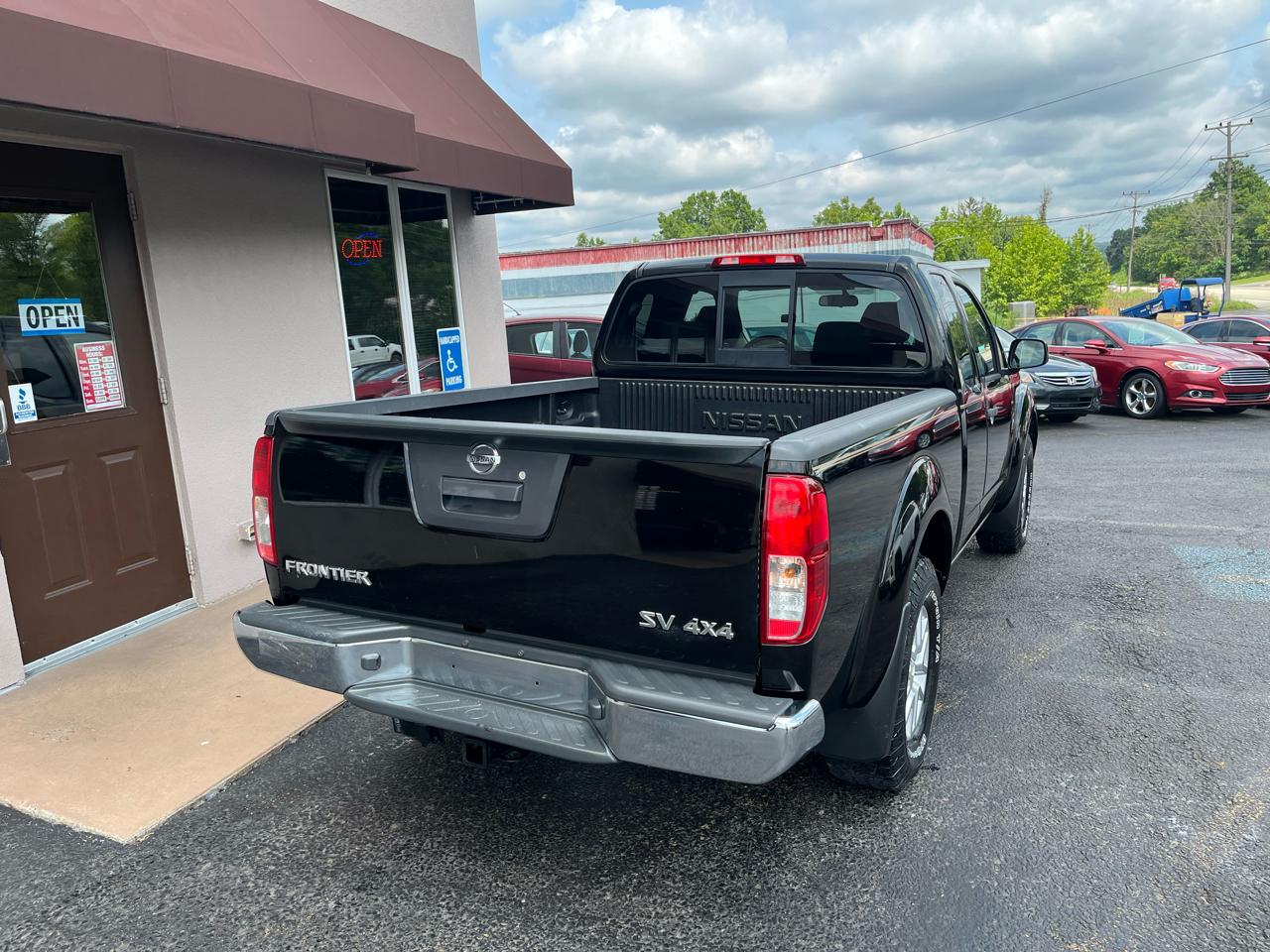 Nissan Frontier SV King Cab 4X4 V6 2014