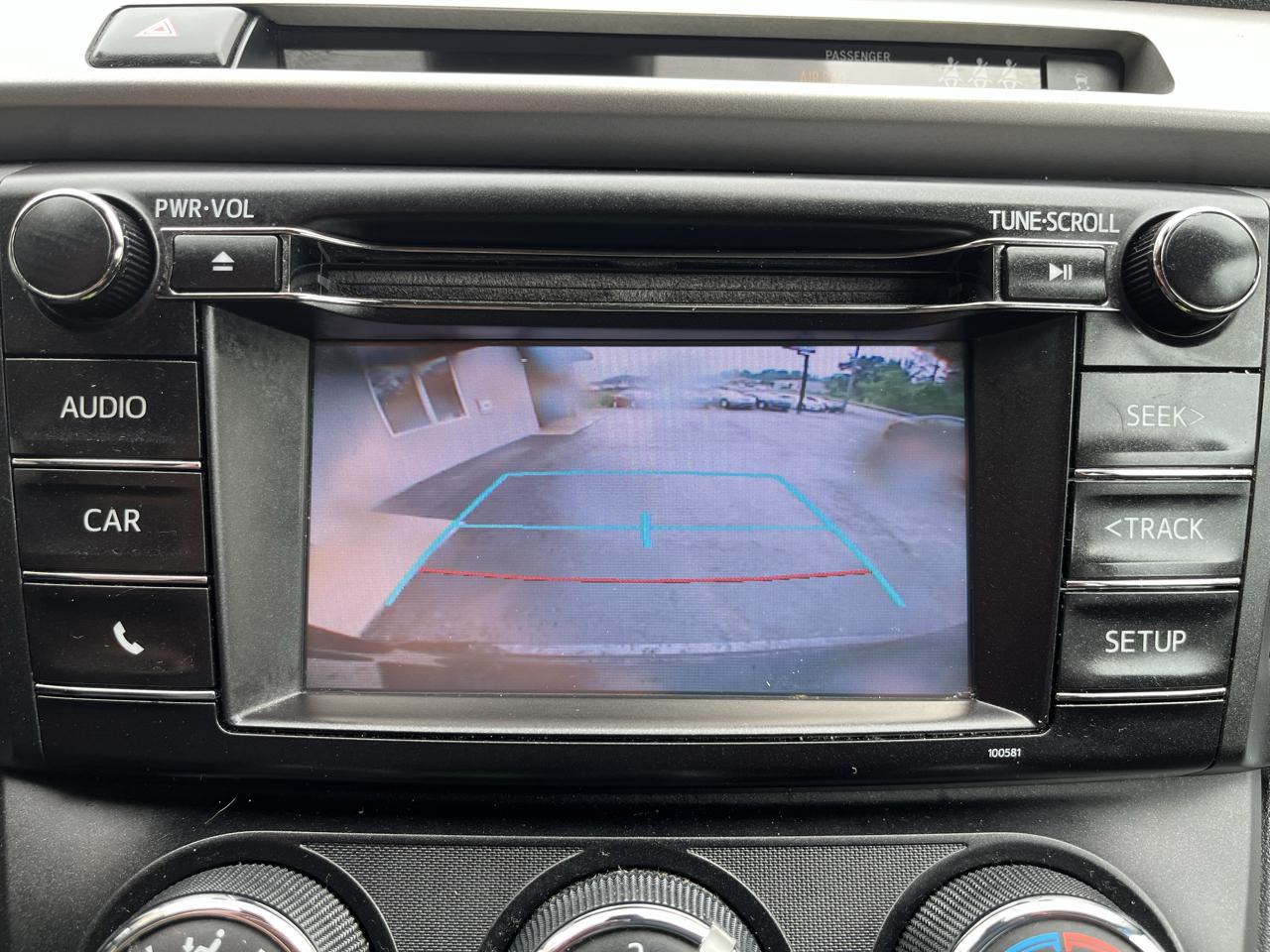 Toyota RAV4 LE AWD 2018