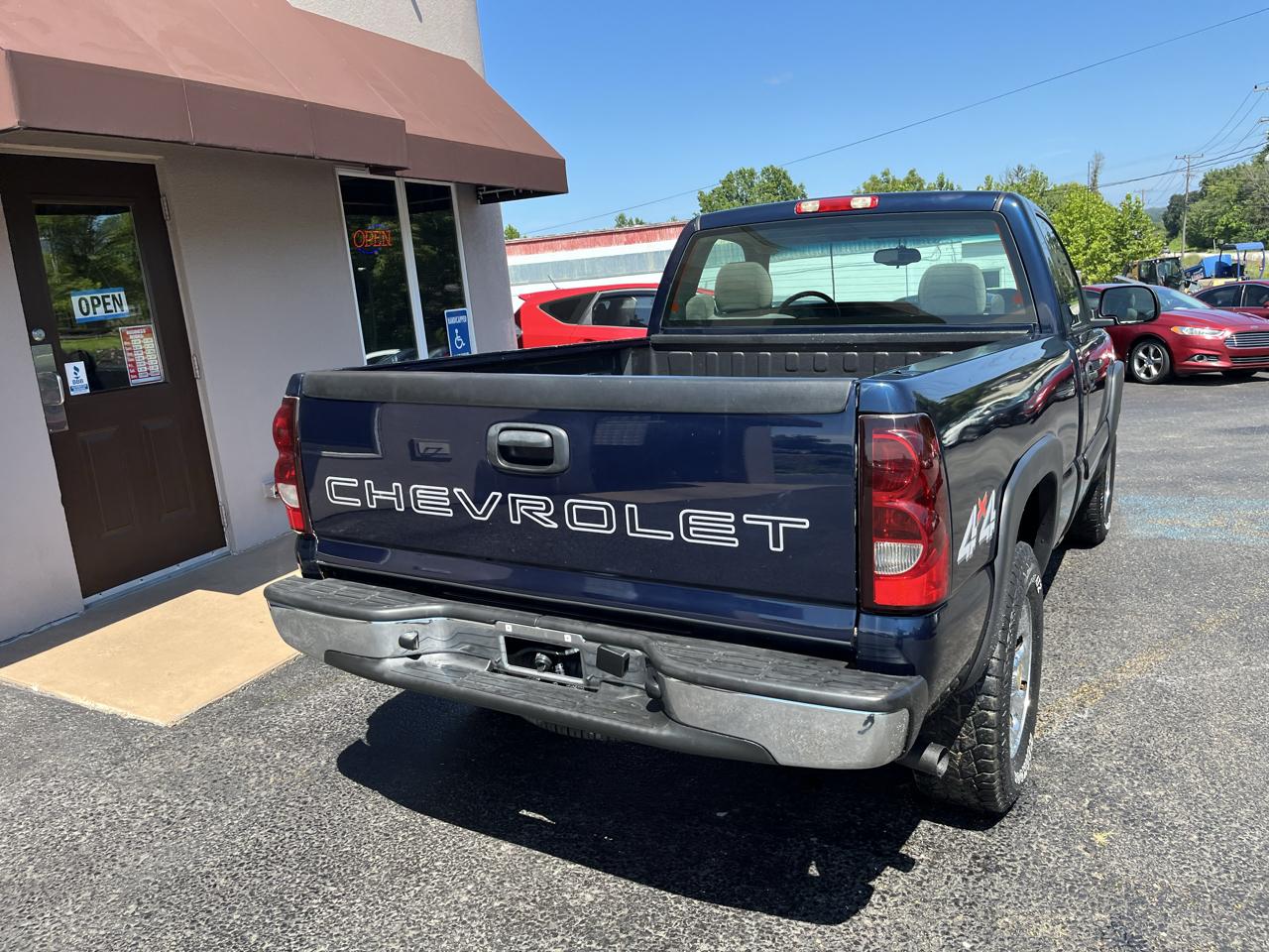 Chevrolet Silverado 1500 LS 4WD 2006