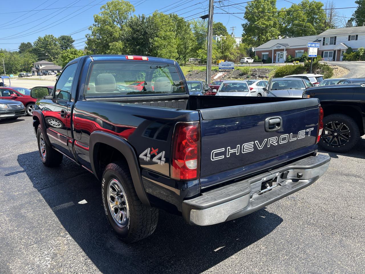 Chevrolet Silverado 1500 LS 4WD 2006