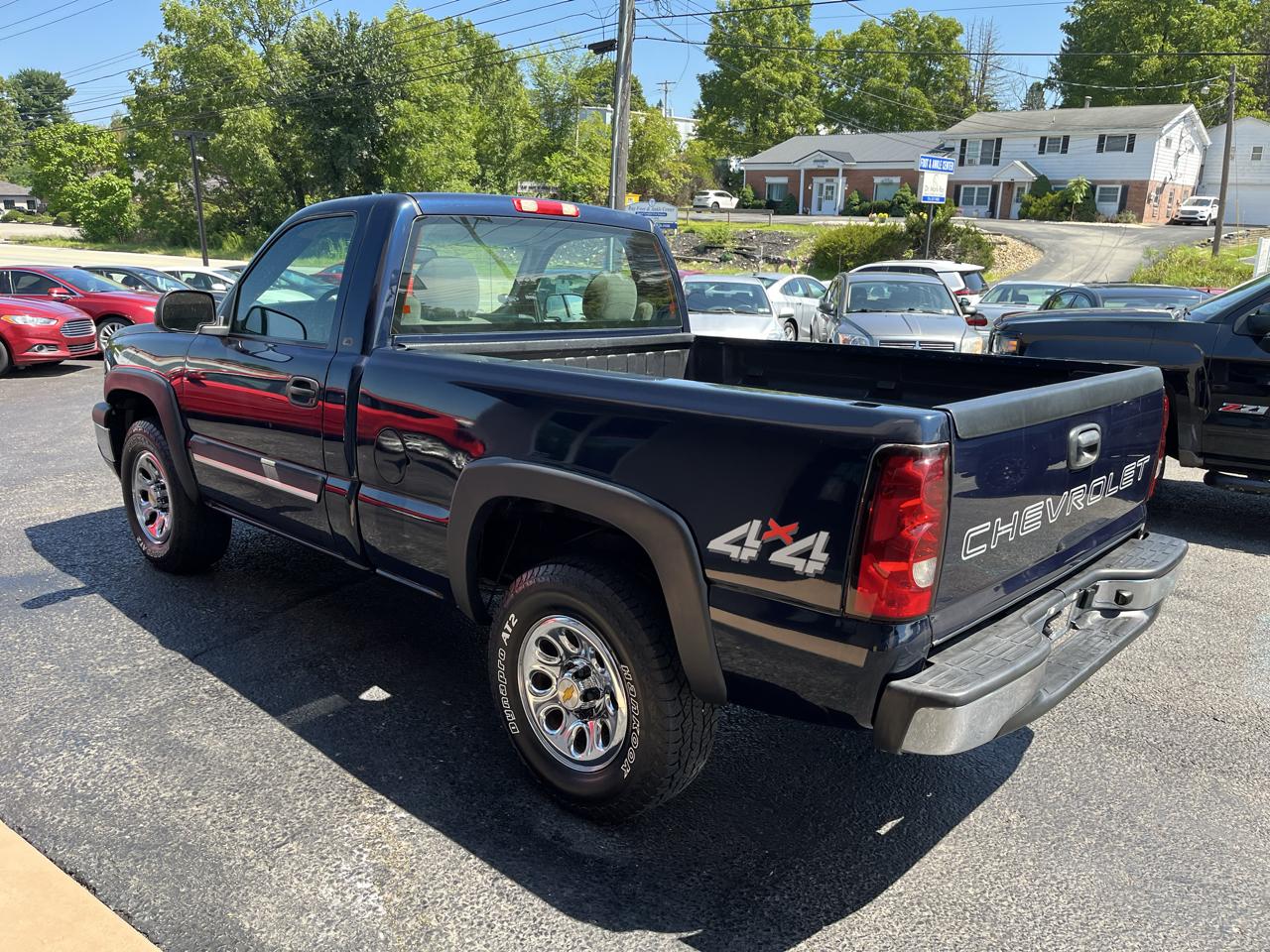 Chevrolet Silverado 1500 LS 4WD 2006