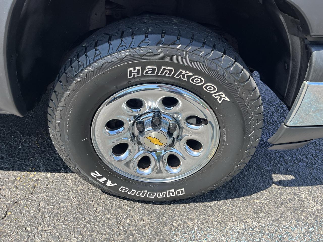 Chevrolet Silverado 1500 LS 4WD 2006