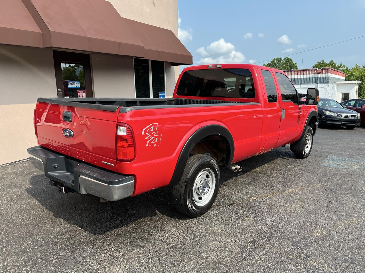 Ford F-250 SD XL SuperCab 4WD 2015