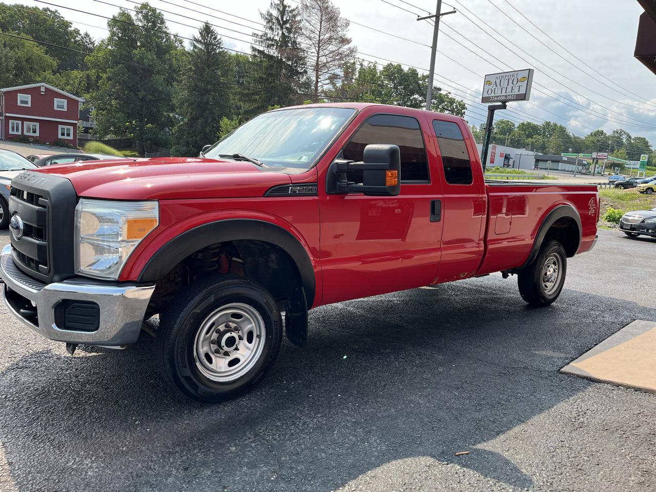 Ford F-250 SD XL SuperCab 4WD 2015