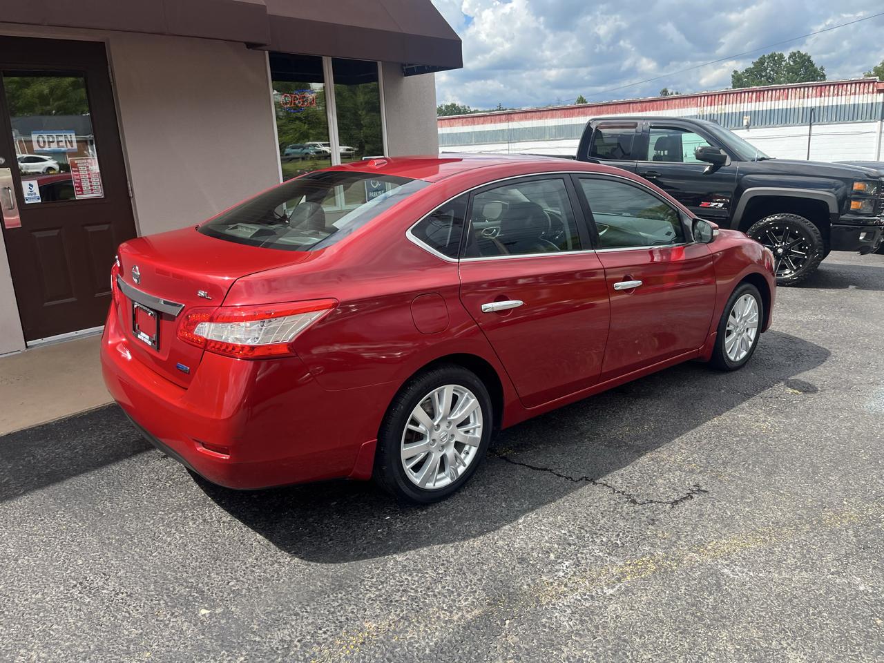 Nissan Sentra SL 4D Sedan 2013
