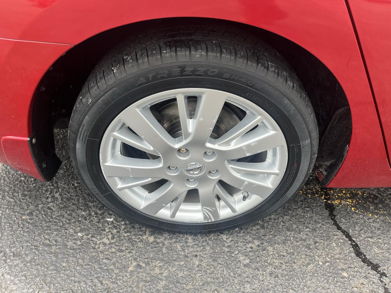 Nissan Sentra SL 4D Sedan 2013