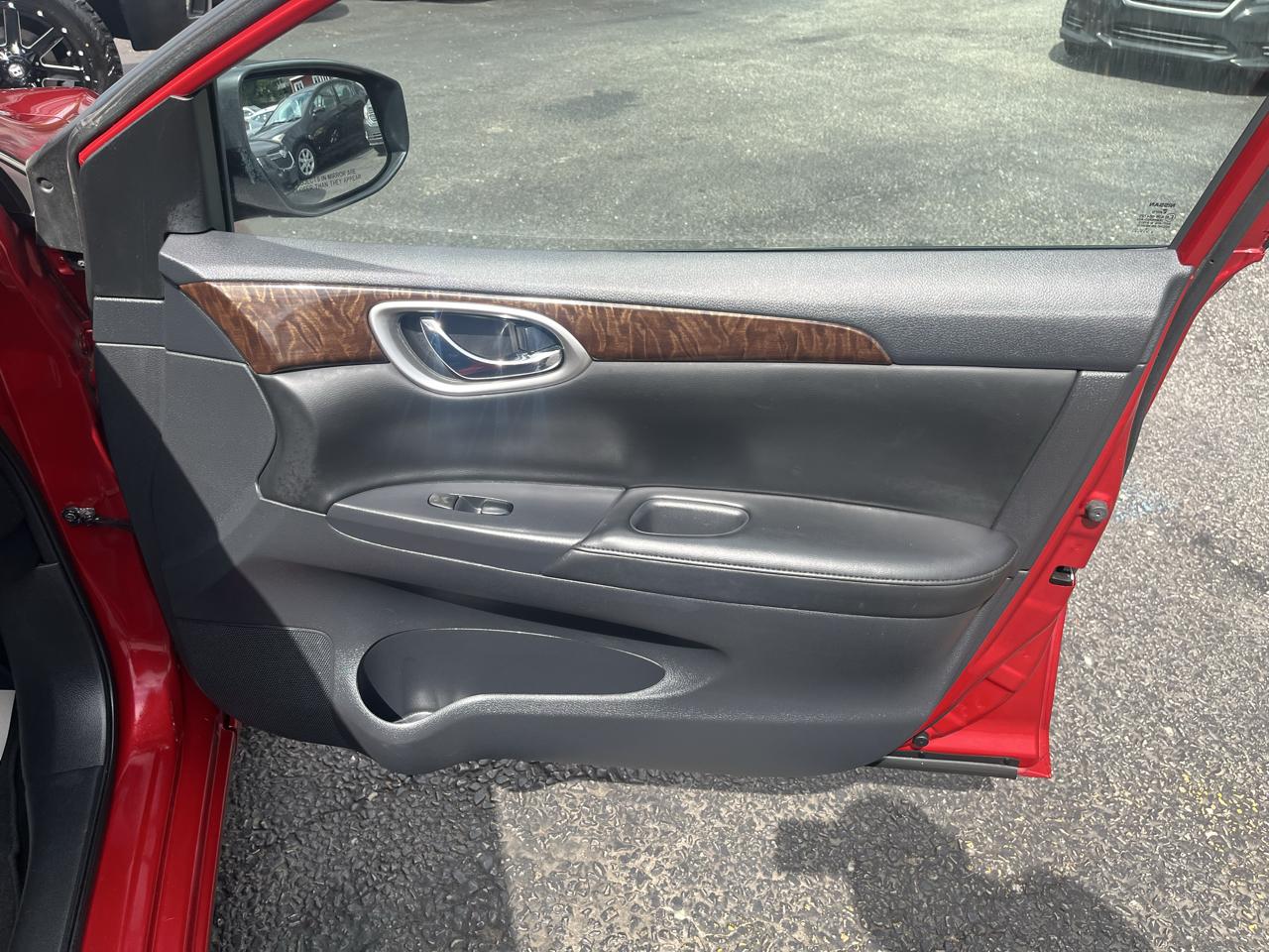 Nissan Sentra SL 4D Sedan 2013