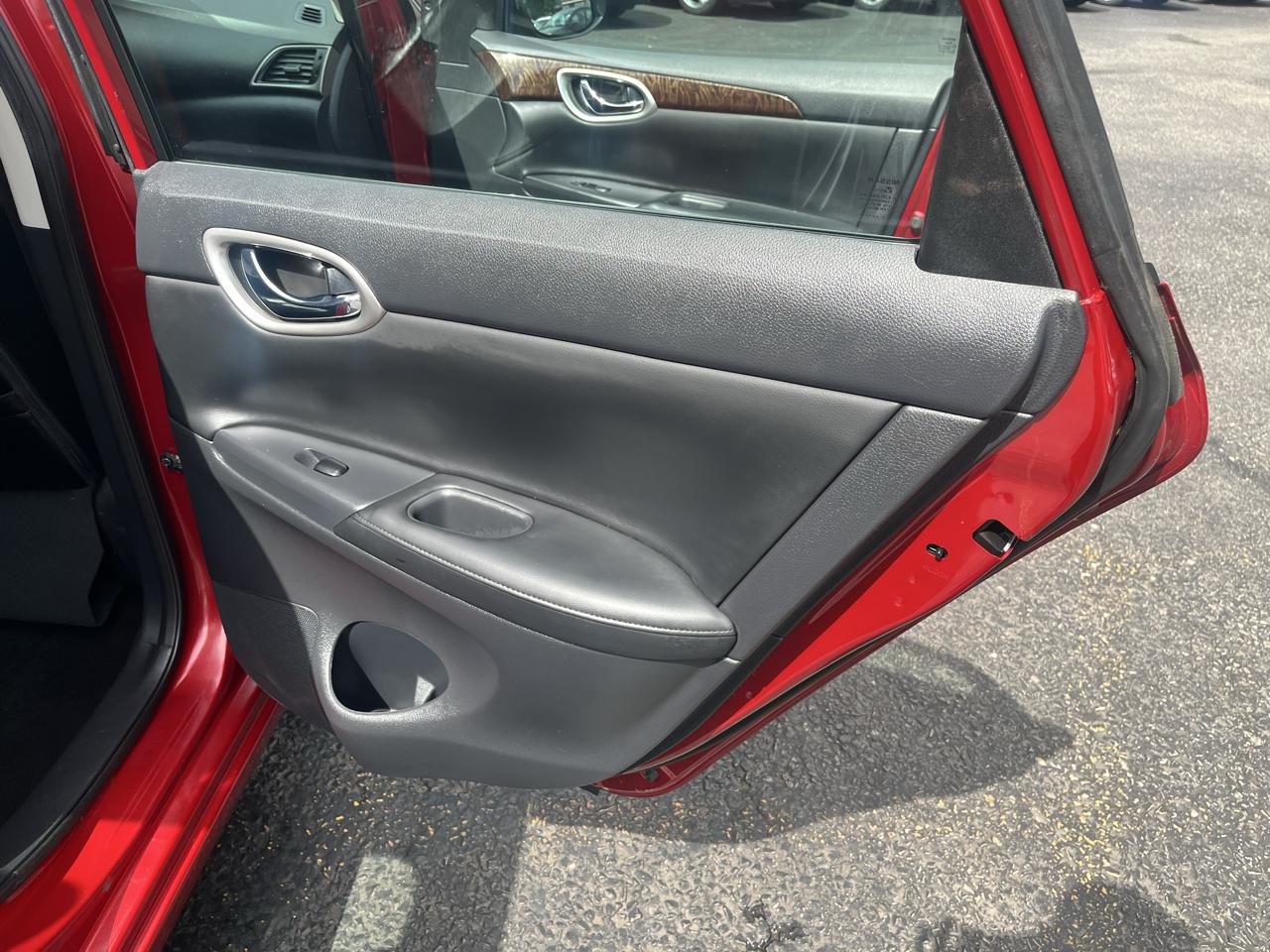 Nissan Sentra SL 4D Sedan 2013
