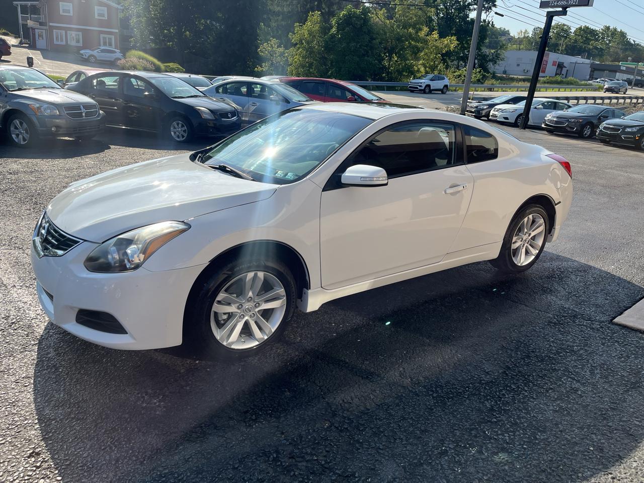 Nissan Altima 2.5 S Coupe 2012