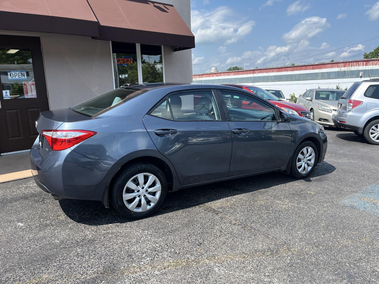 Toyota Corolla LE 4D Sedan 2016