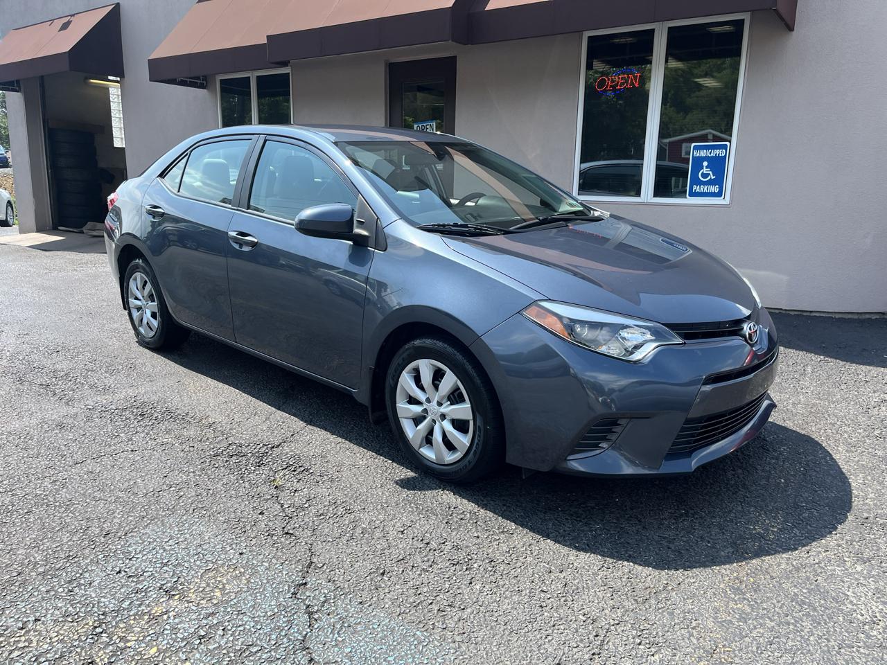 Toyota Corolla LE 4D Sedan 2016