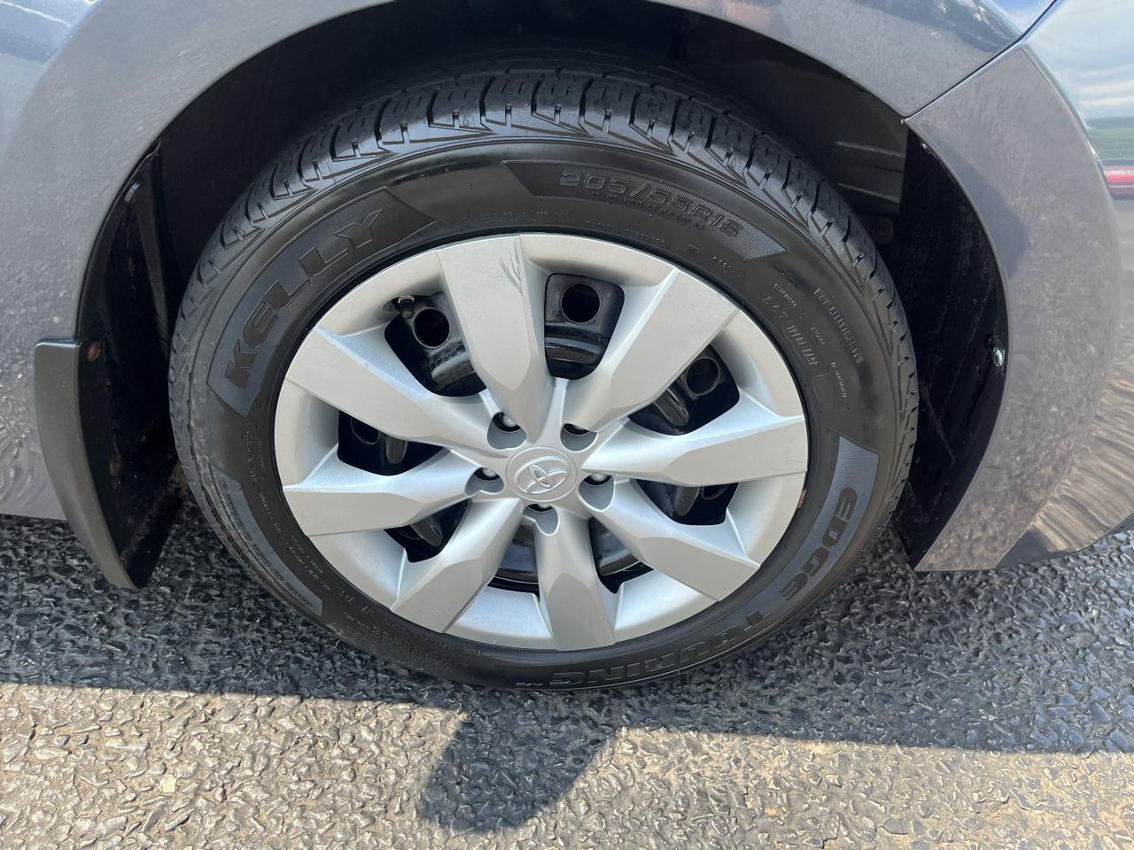 Toyota Corolla LE 4D Sedan 2016