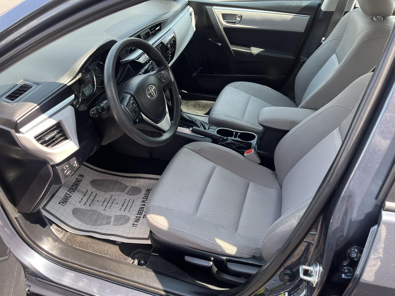 Toyota Corolla LE 4D Sedan 2016