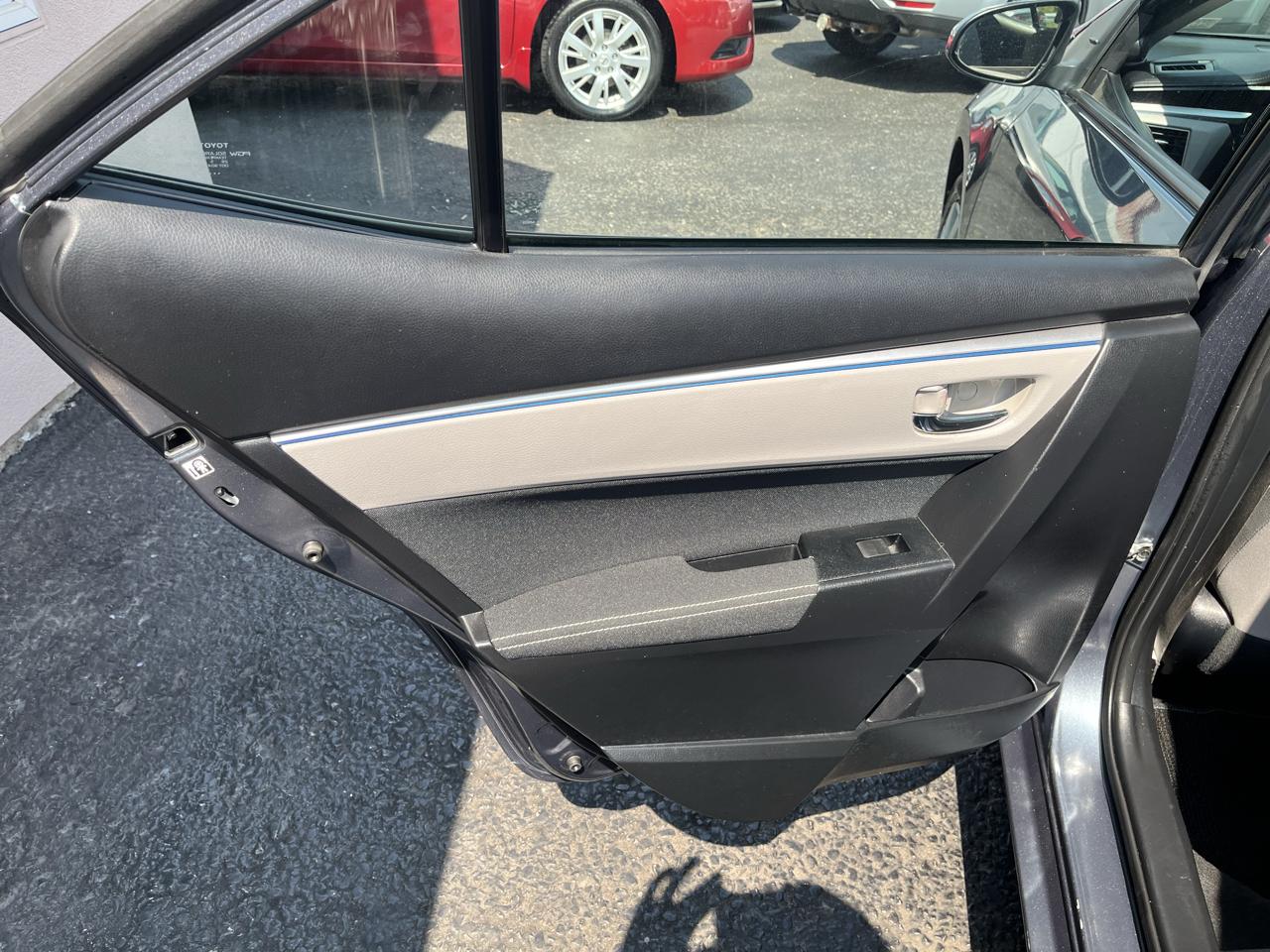 Toyota Corolla LE 4D Sedan 2016