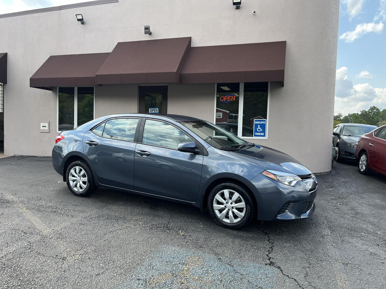 Toyota Corolla LE 4D Sedan 2016