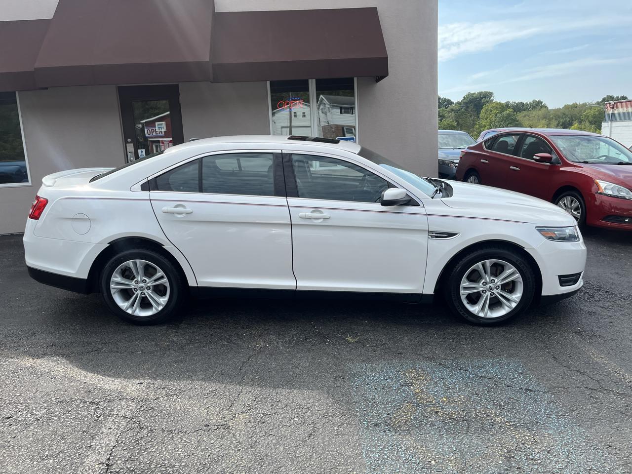 Ford Taurus SEL AWD 2015
