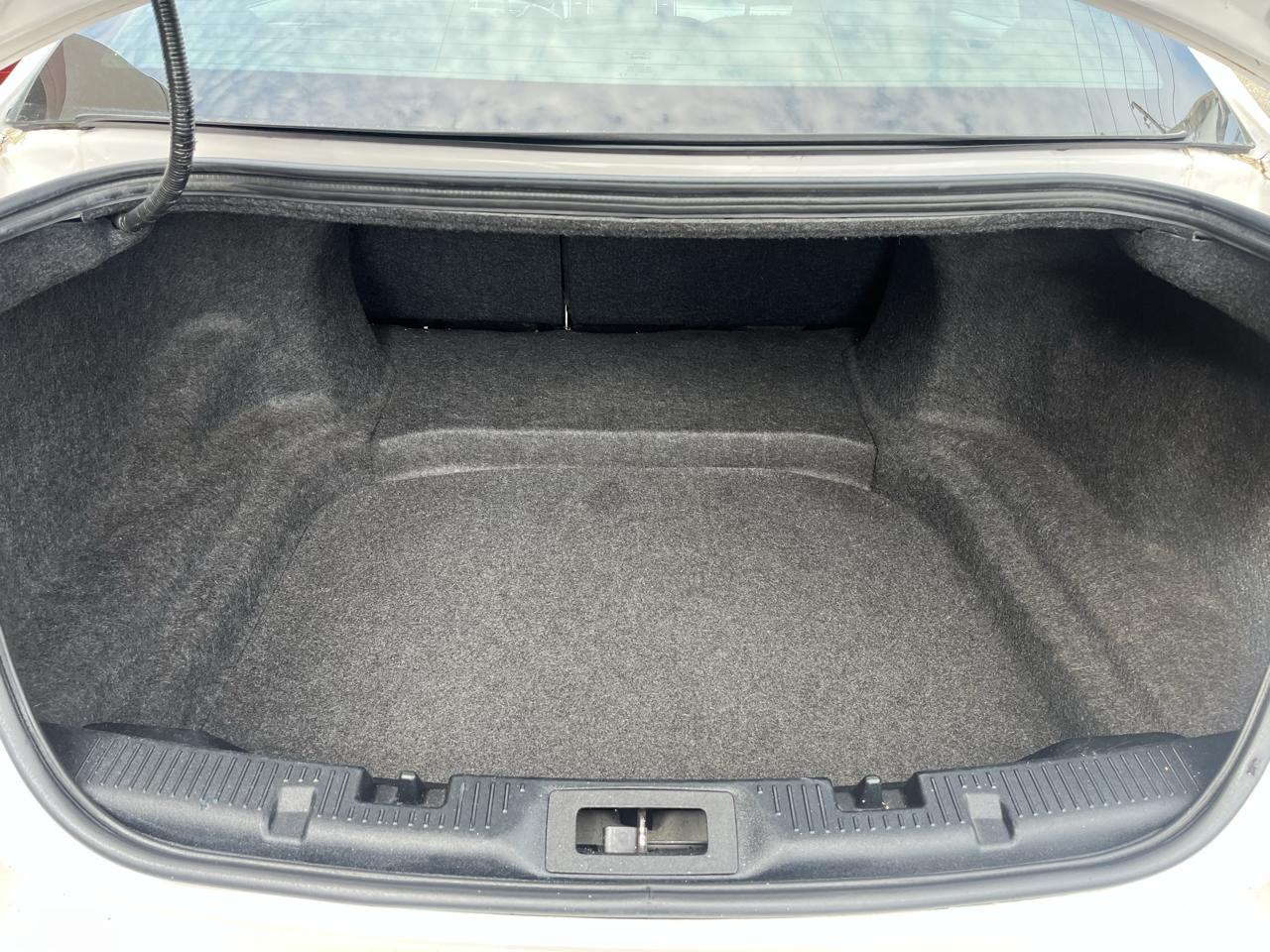 Ford Taurus SEL AWD 2015
