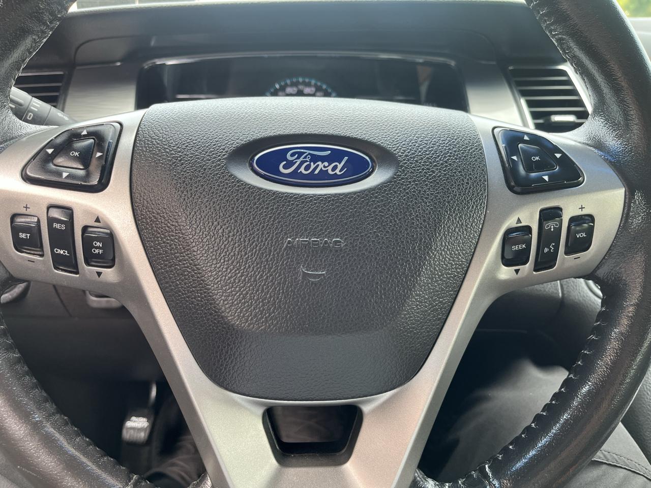 Ford Taurus SEL AWD 2015