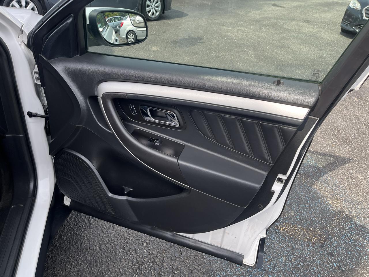 Ford Taurus SEL AWD 2015