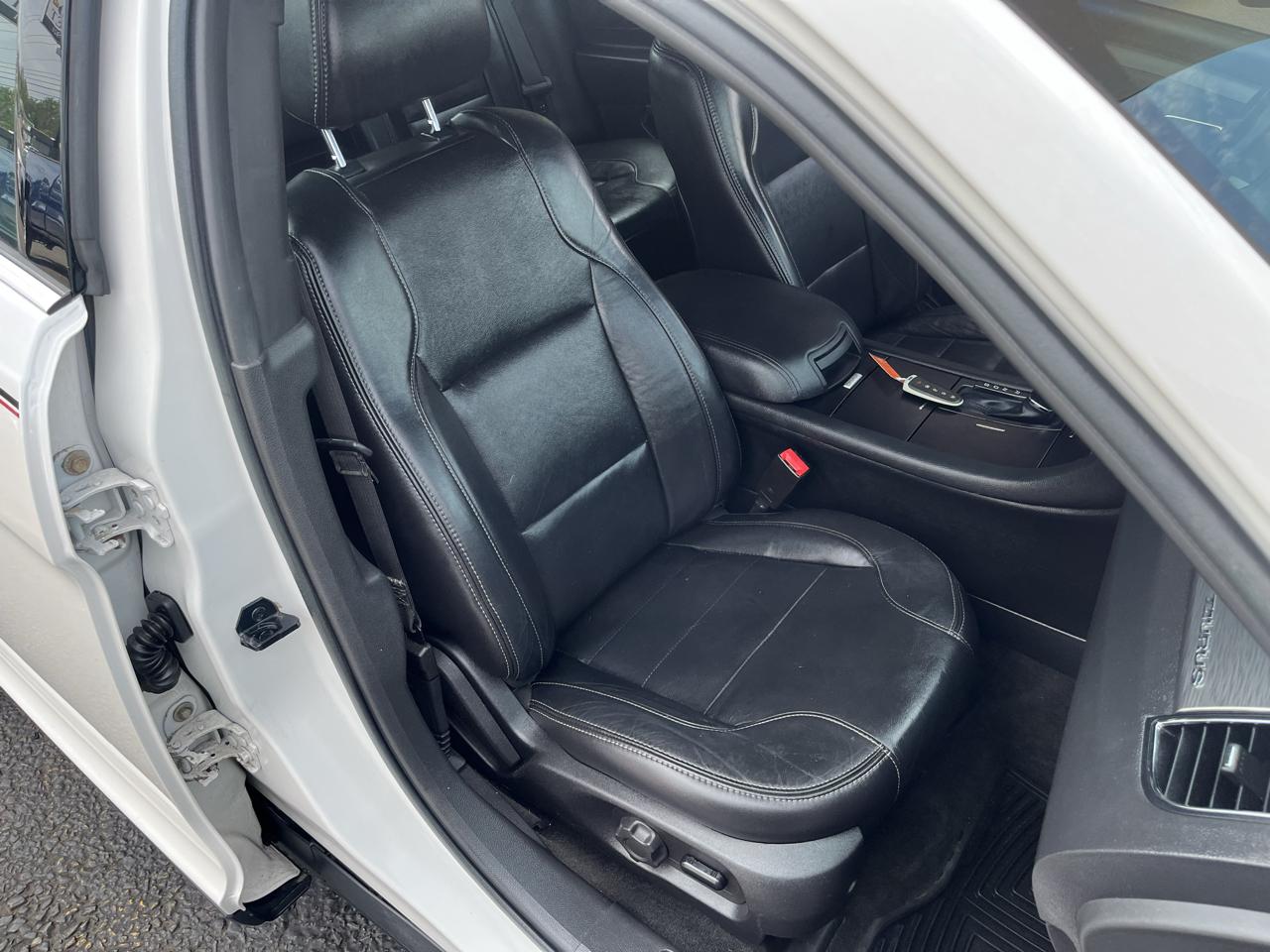 Ford Taurus SEL AWD 2015