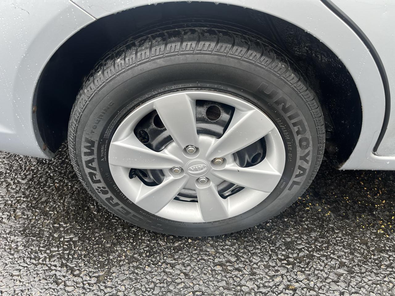 Kia Rio Base 2011