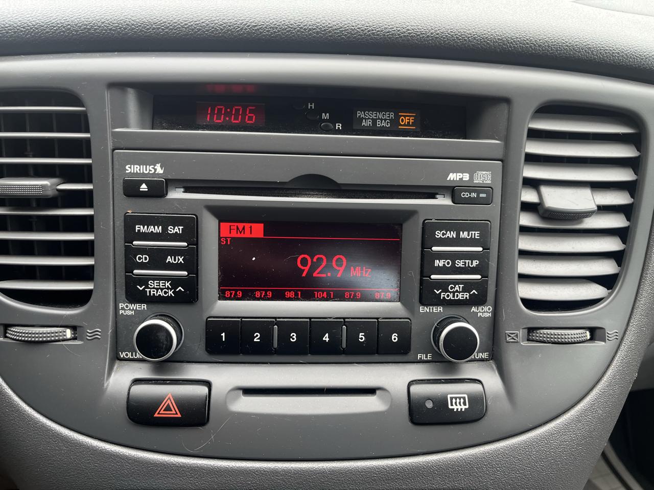 Kia Rio Base 2011