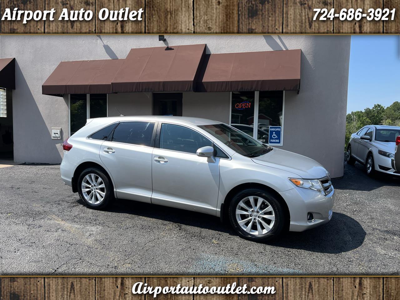Toyota Venza LE I4 AWD 2013