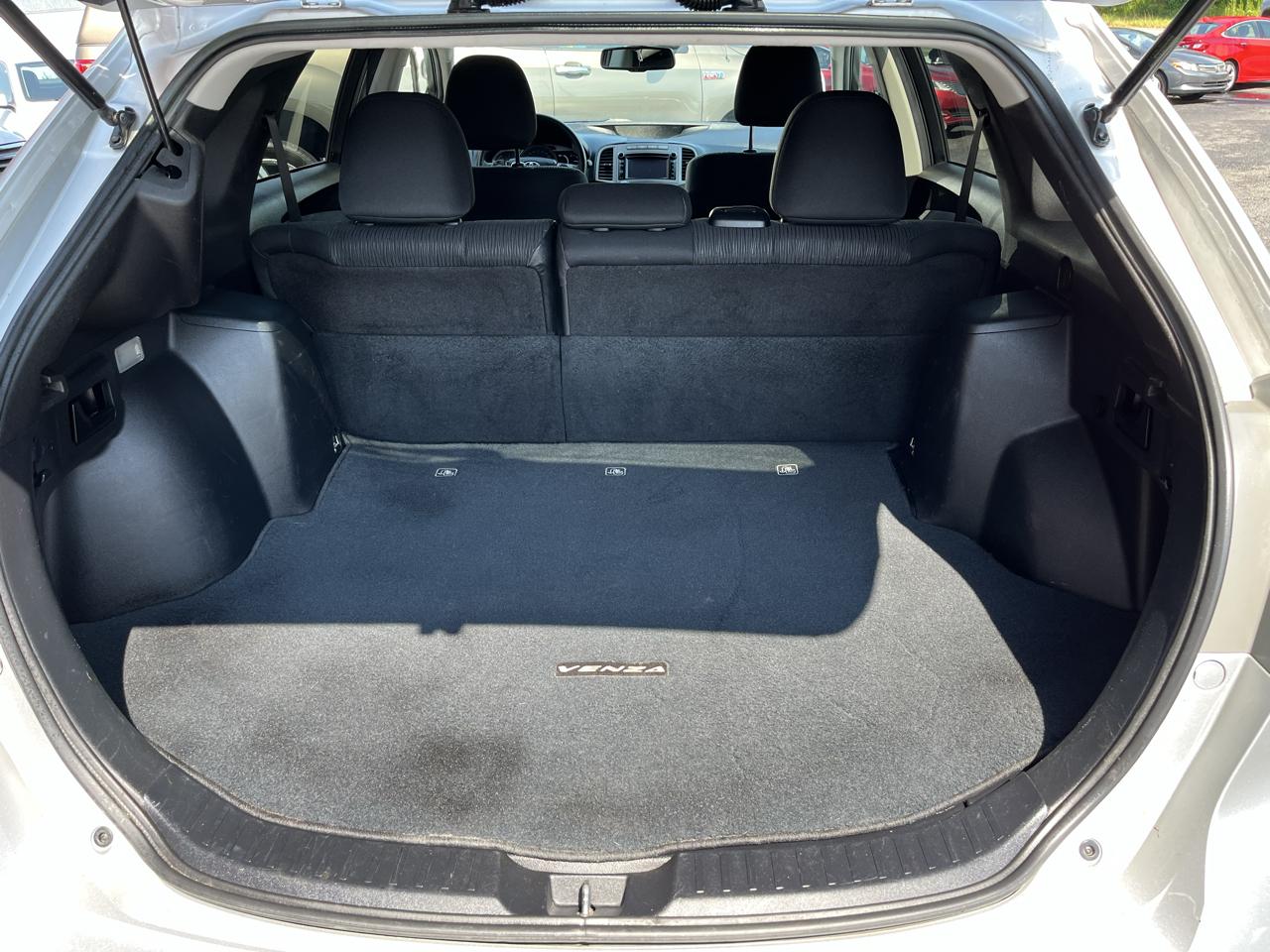 Toyota Venza LE I4 AWD 2013