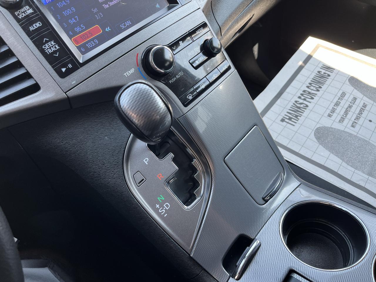 Toyota Venza LE I4 AWD 2013