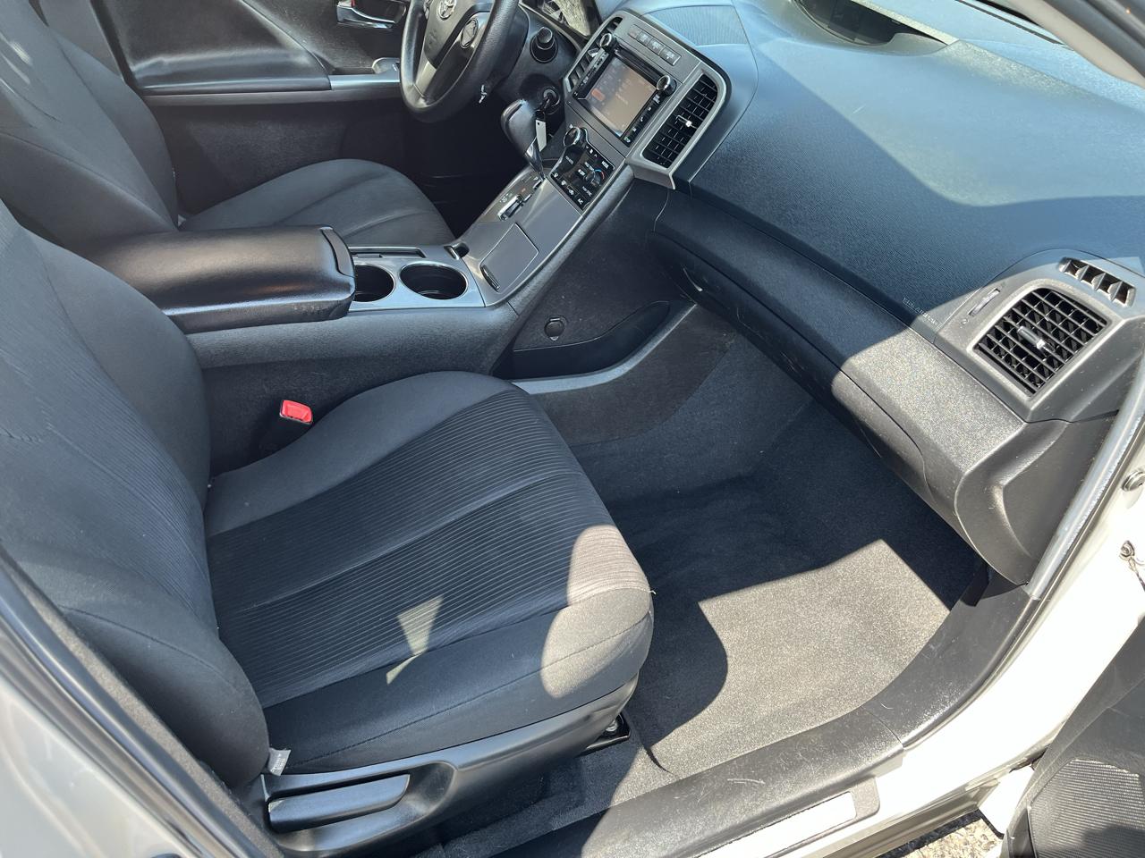 Toyota Venza LE I4 AWD 2013