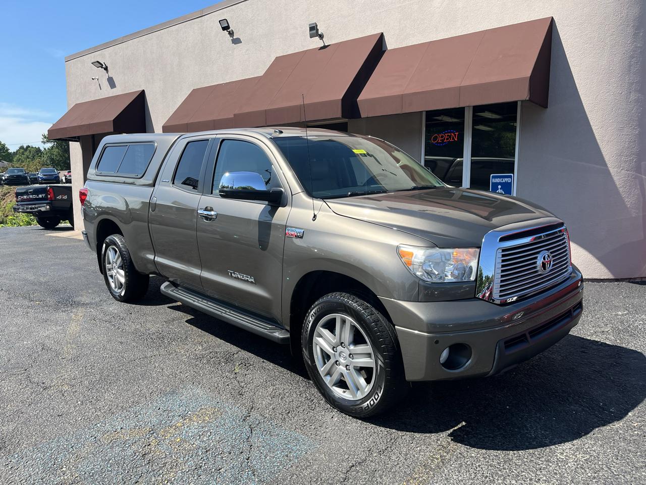 Toyota Tundra Limited 5.7L Double Cab 4WD 2012