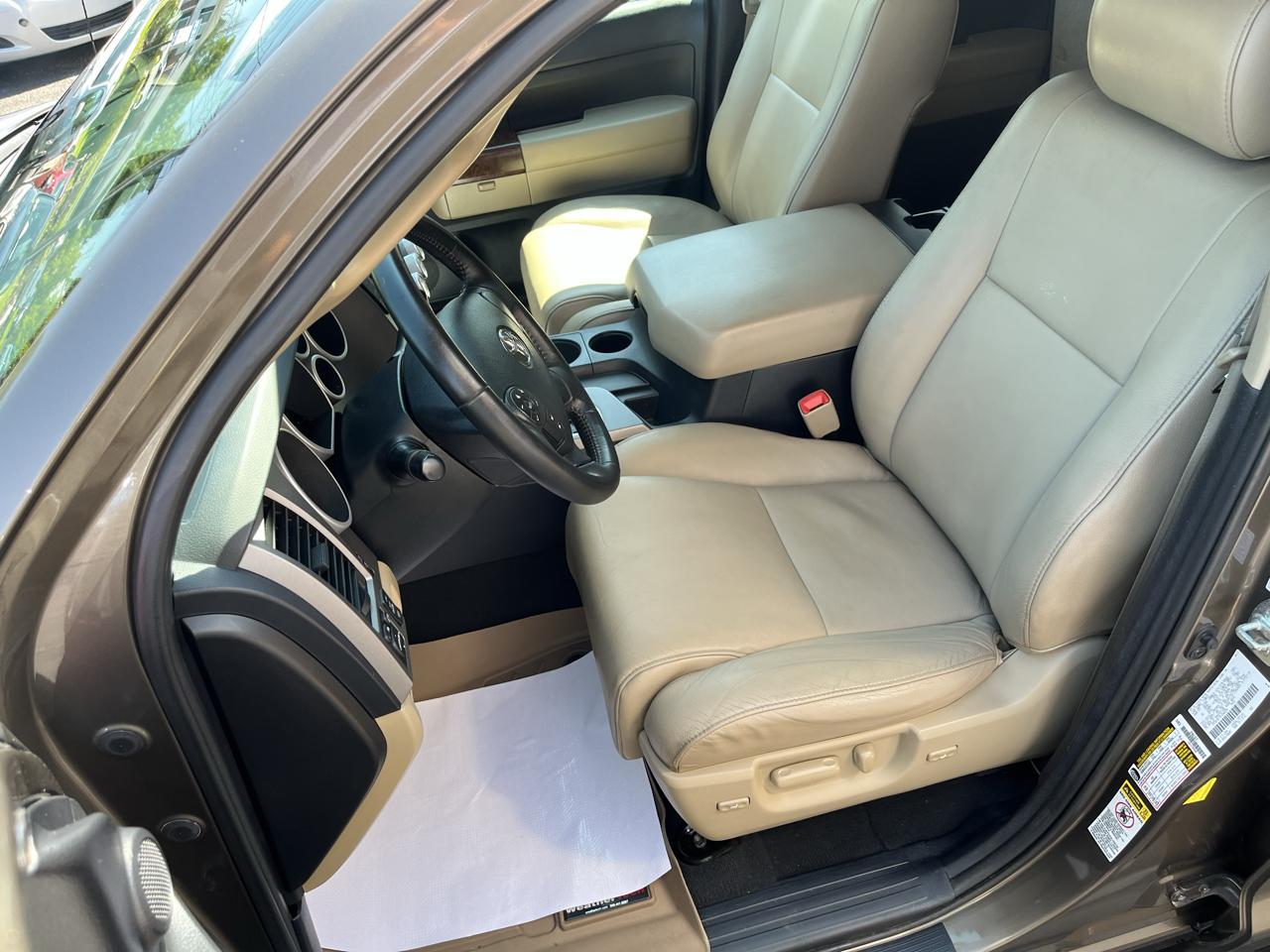 Toyota Tundra Limited 5.7L Double Cab 4WD 2012
